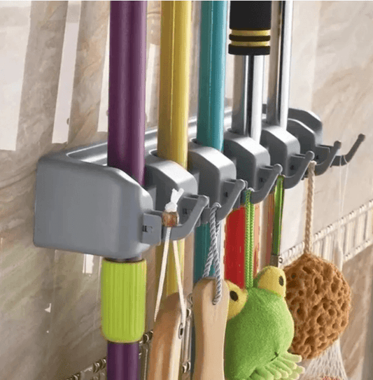 Organizador escobillones y trapeadores - Comercializadora 1018